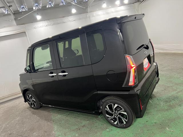 タントカスタムXリミテッド 走行197キロ/純正9型DA/Bカメラ1年保証距離無制限 走行距離197キロ 純正ディスプレイオーディオ バックカメラ 純正マット サイドエアバッグ LEDヘッドランプ アイドリングストップ シートヒーター 両側電動スライドドア(埼玉県)の中古車