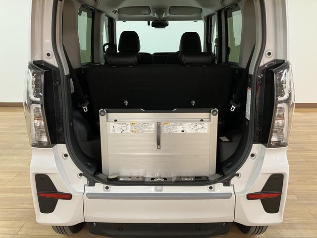 タントカスタムＲＳスタイルセレクション福祉車両（スローパー）　９インチナビゲーション　全方位カメラ　ナビ連動型前後ドライブレコーダー　ＥＴＣ車載器　ターボ　ＬＥＤヘッドライト　キーフリーシステム　シートヒーター　電動パーキングブレーキ（大阪府）の中古車