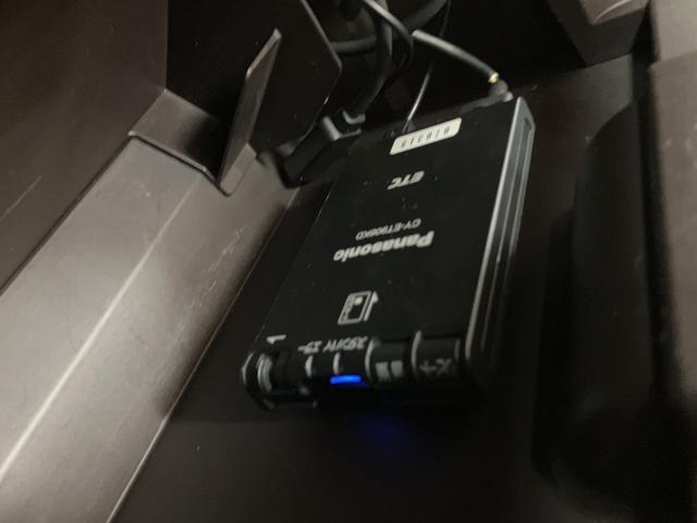 コペンローブナビゲーション　バックカメラ　ＥＴＣ車載器　１６インチアルミホイール（社外）　ターボ　電動ルーフ　ＬＥＤヘッドライト　ＬＥＤイルミネーション（純正ＯＰ）　キーフリーシステム　プッシュスタート（大阪府）の中古車