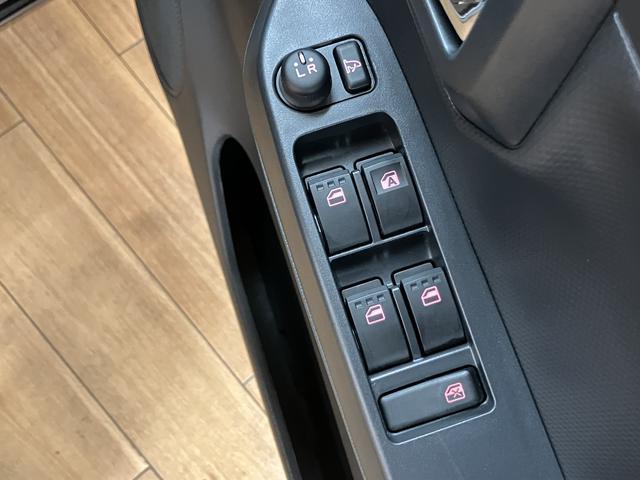 ミライースＸ　リミテッドＳＡIII　サポカーＳワイド適合走行２５２８キロ・純正メモリリーナビ・バックカメラ・ナビ連動前後ドライブレコーダー・衝突回避軽減ブレーキ・誤発進抑制機能・前後コーナーセンサー・ＬＥＤヘッドライト・電動格納ミラー・ワンオーナー禁煙車（大阪府）の中古車