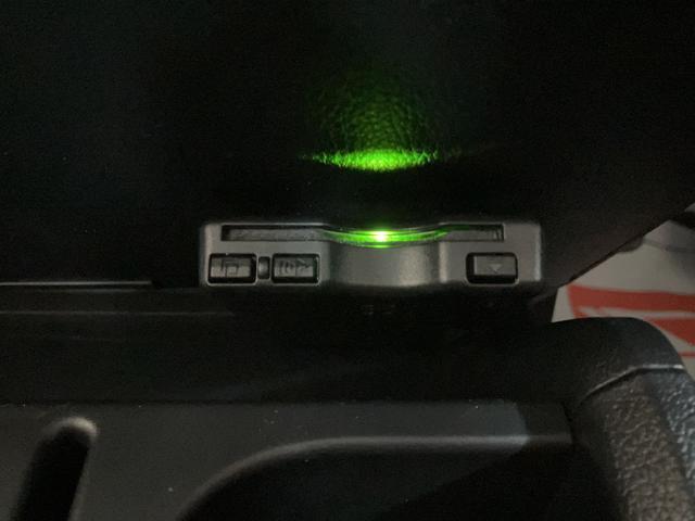 ハイゼットトラックスタンダードＳＡIIIｔ　サポカーＳワイド適合５速マニュアル・メモリーナビゲーション・ＥＴＣ車載器・衝突回避軽減ブレーキ・誤発進抑制機能・前後コーナーセンサー・ＬＥＤライト・パワーウインドウ・リモコンキー・Ｒ３年式・走行１．９万キロ（大阪府）の中古車
