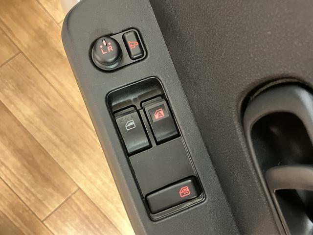 ハイゼットトラックジャンボエクストラ　４ＷＤ　サポカーＳワイド適合４ＷＤ　５Ｍ／Ｔ　ナビゲーション　ナビ連動型ドライブレコーダー　ＥＴＣ車載器　ＬＥＤヘッドライト　ＬＥＤフォグランプ　キーフリー　プッシュスタート　コーナーセンサー　スマートアシスト　パワーウィンドウ（大阪府）の中古車