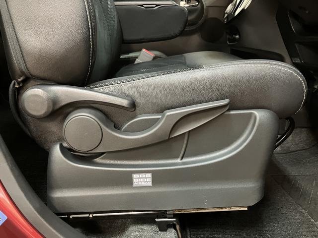 タントカスタムＲＳ　トップエディションＳＡIII純正８インチナビ・ＥＴＣ・バックカメラ・ナビ連動前方ドラレコ・両側電動スライドドア・運転席シートヒーター・ＬＥＤヘッドライト・ＬＥＤフォグランプ・衝突回避支援ブレーキ・ワンオーナー禁煙車（大阪府）の中古車