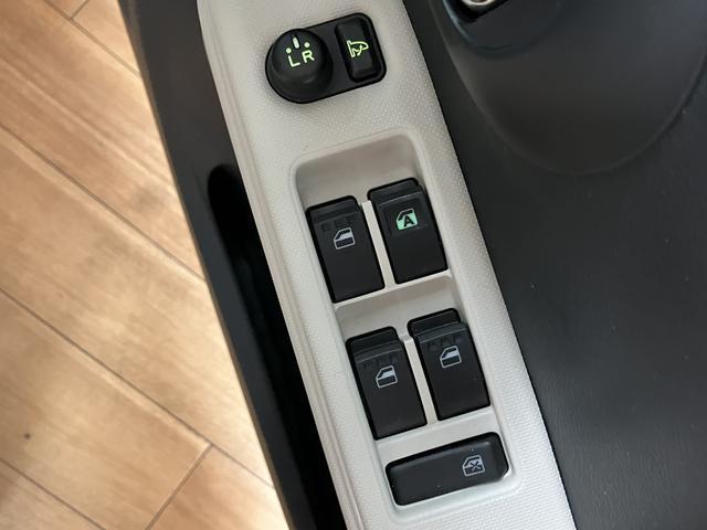 ミラココアココアＸ　１２か月間・走行距離無制限保証ワンオーナー禁煙車・Ｈ２２年式　走行１６８１５キロ・ＣＤチューナー・キーフリーシステム・ＥＴＣ車載器・ベンチシート・フォグランプ・電動格納ドアミラー・キー照明・１２か月間／走行距離無制限保障付き（大阪府）の中古車