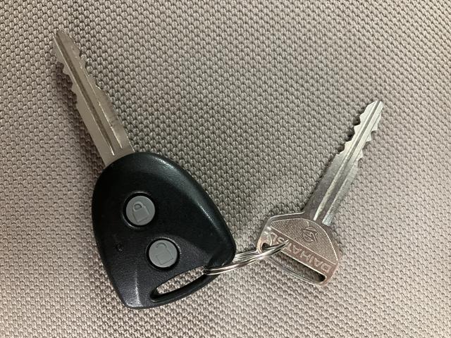 ミライースＬ　メモリアルエディション　認定中古車純正７インチメモリーナビ・アイドリングストップ機能・横滑り防止機能・ＣＶＴ・キーレスエントリー・ワンオーナー禁煙車・１２か月間・走行距離無制限保証付き（大阪府）の中古車