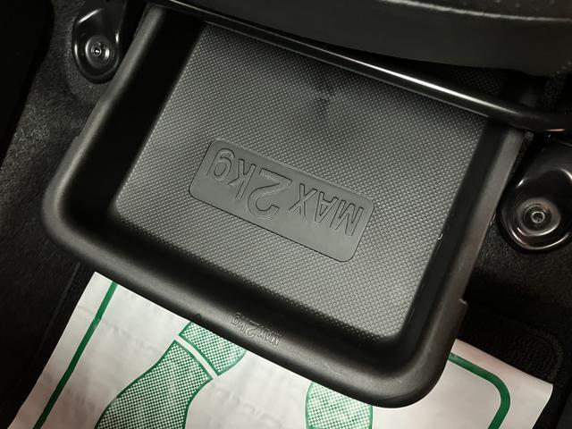 ロッキーＧ　４ＷＤ　サポカーＳワイド適合４ＷＤ・９インチディスプレイオーディオ・全方位カメラ・１５インチスチールホイール・ＤＵＲＡＴＵＲＮ製（ＴＲＡＶＩＡ　Ａ／Ｔ・２１５／７５Ｒ１５）タイヤ・衝突回避支援ブレーキ・シートヒーター（大阪府）の中古車
