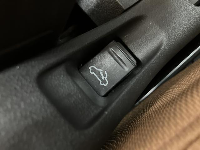 コペンセロ 認定中古車 ワンオーナー禁煙車アクティブトップ(電動開閉式ルーフ)・純正メモリーナビ・ETC車載器・LEDヘッドライト・ターボエンジン・16インチアルミホイール・プッシュスタート・7速スーパーアクティブシフト付CVT(大阪府)の中古車