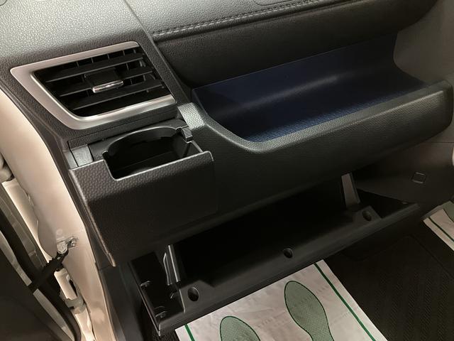 トールカスタムＧ　ターボ　ＳＡIII　サポカーＳワイド適合Ｈ３１年式・走行０．８万ｋｍ・ターボエンジン・純正９インチメモリーナビ・全方位カメラ・ドライブレコーダー・クルーズコントロール・ＥＴＣ車載器・衝突回避軽減ブレーキ・両側電動スライドドア・シートヒーター（大阪府）の中古車