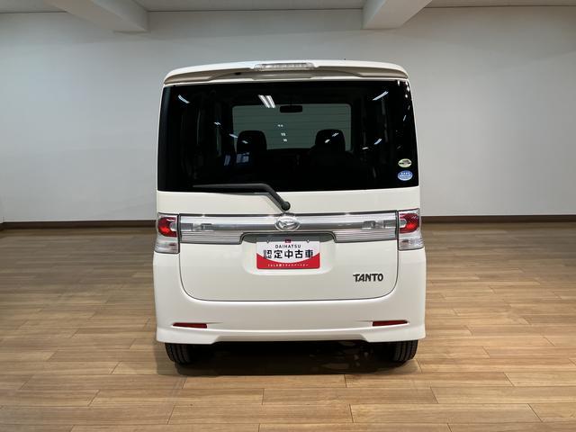 タントカスタムXリミテッド 認定中古車HDDメモリーナビ・片側電動スライドドア・ディスチャージヘッドライト・ベンチシート・キーフリーシステム・電動格納ドアミラー・オートエアコン・ワンオーナー禁煙車・12か月間/走行距離無制限保障付(大阪府)の中古車