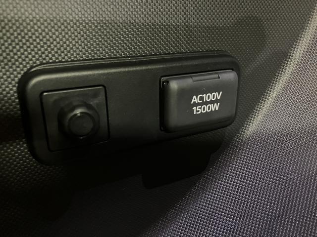 ロッキープレミアムＧ　ＨＥＶ　サポカーＳワイド適合　認定中古車ハイブリッド・９インチ純正メモリーナビ・バックカメラ・ナビ連動前後ドライブレコーダー・ＥＴＣ車載器・全車速追従クルーズコントロールＡＣＣ・電動パーキングブレーキ・シートヒーター・オフロードタイヤ装着車（大阪府）の中古車