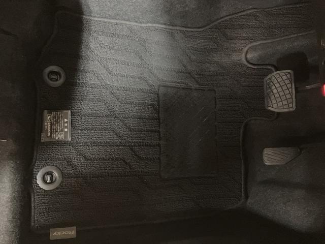 ロッキープレミアムＧ　ＨＥＶ　サポカーＳワイド適合　認定中古車ハイブリッド・９インチ純正メモリーナビ・バックカメラ・ナビ連動前後ドライブレコーダー・ＥＴＣ車載器・全車速追従クルーズコントロールＡＣＣ・電動パーキングブレーキ・シートヒーター・オフロードタイヤ装着車（大阪府）の中古車