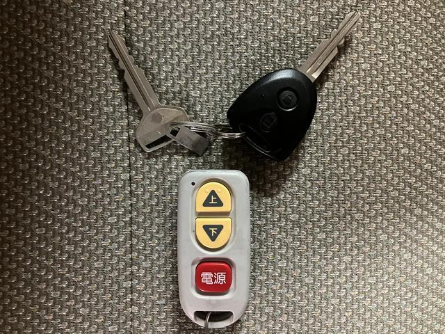 タントスローパー　Ｌ“ＳＡIII”　リヤシート付仕様　認定中古車福祉車両・車いす乗降車（スローパー）・電動ウインチ・衝突回避支援ブレーキ・誤発進抑制機能・前後コーナーセンサー・ＣＤチューナー・両側スライドドア・キーレスエントリー・ベンチシート・オートハイビーム（大阪府）の中古車