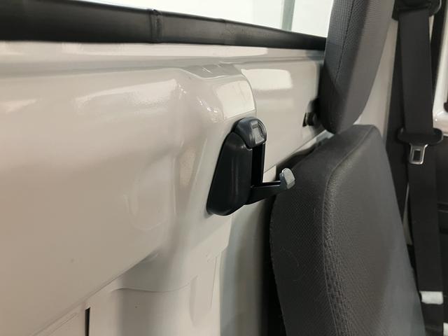 ハイゼットトラックハイルーフ　認定中古車５速マニュアルミッション・メモリーナビ・ドライブレコーダー・ＥＴＣ車載器・マニュアルエアコン・パワーステアリング・３方開ゲート・禁煙車・納車前点検整備・１２か月間／走行距離無制限保障（大阪府）の中古車