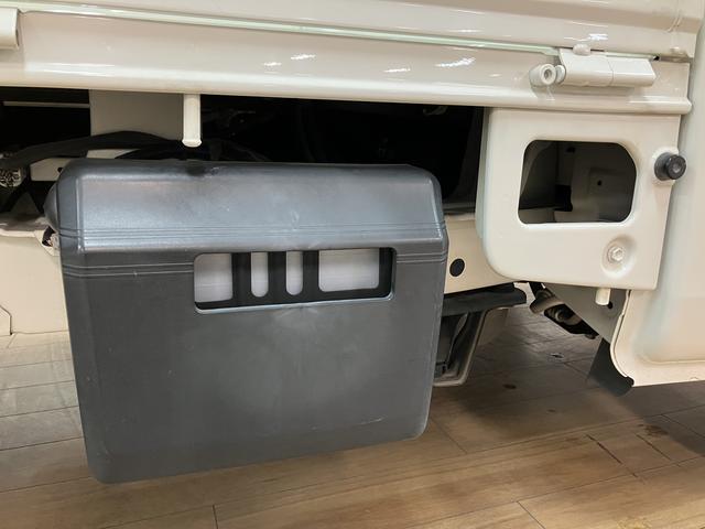 ハイゼットトラックハイルーフ　認定中古車５速マニュアルミッション・メモリーナビ・ドライブレコーダー・ＥＴＣ車載器・マニュアルエアコン・パワーステアリング・３方開ゲート・禁煙車・納車前点検整備・１２か月間／走行距離無制限保障（大阪府）の中古車