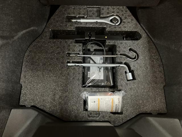 コペンセロ　認定中古車ターボエンジン・レッドインテリアパック・純正メモリーナビ・バックモニター・ＥＴＣ車載器・シートヒーター・ＬＥＤヘッドライト・ステアリングスイッチ・電動開閉ルーフ・１年間走行距離無制限保証・車検整備付（大阪府）の中古車