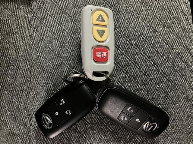 タントスローパーＸ　ターンシート仕様　サポカーＳワイド適合福祉車両・車いす乗降車（スローパー）・助手席ターンシート・電動ウインチ・純正メモリーナビ・バックカメラ・ナビ連動前後ドライブレコーダー・両側電動スライドドア・衝突回避支援ブレーキ・電動パーキング（大阪府）の中古車