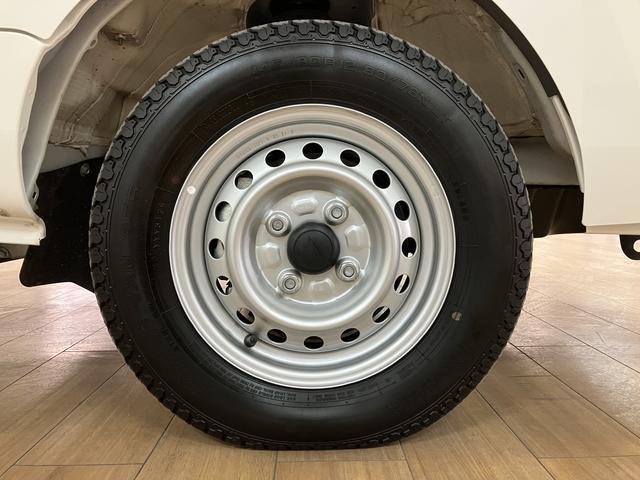 ハイゼットトラックスタンダード サポカーSベーシック適合 認定中古車令和7年式・走行0.9万km・衝突回避軽減ブレーキ・誤発進抑制機能・CVT・AM/FMラジオ・前後コーナーセンサー・アイドリングストップ・マニュアルエアコン・1年間走行距離無制限保証付(大阪府)の中古車