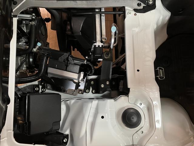 ハイゼットトラックスタンダード サポカーSベーシック適合 認定中古車令和7年式・走行0.9万km・衝突回避軽減ブレーキ・誤発進抑制機能・CVT・AM/FMラジオ・前後コーナーセンサー・アイドリングストップ・マニュアルエアコン・1年間走行距離無制限保証付(大阪府)の中古車