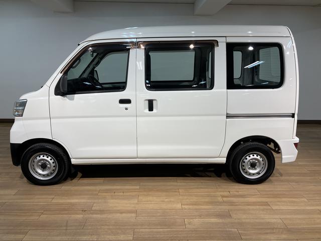 ハイゼットカーゴスペシャル　４ＡＴ　ＥＴＣ　１年保証　認定中古車認定中古車・４ＡＴ・ＡＭ／ＦＭラジオ・ＥＴＣ車載器・両側スライドドア・マニュアルエアコン・アイドリングストップ・ラバーマット・ハロゲンヘッドライト・車検整備付・１年間走行距離無制限保証（大阪府）の中古車