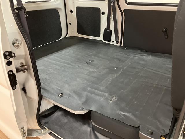 ハイゼットカーゴスペシャル　４ＡＴ　ＥＴＣ　１年保証　認定中古車認定中古車・４ＡＴ・ＡＭ／ＦＭラジオ・ＥＴＣ車載器・両側スライドドア・マニュアルエアコン・アイドリングストップ・ラバーマット・ハロゲンヘッドライト・車検整備付・１年間走行距離無制限保証（大阪府）の中古車