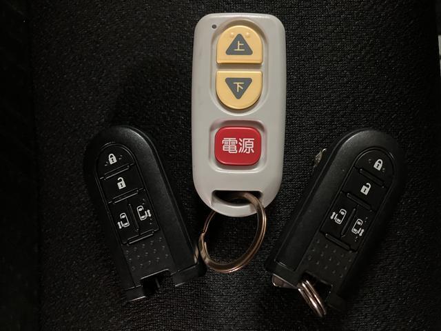 タントスローパー カスタムX SAIII リヤシート付仕様 ナビ福祉車両・スロープ・電動ウィンチ・ワンセグナビ・ドライブレコーダー・ETC・バックカメラ・両側電動スライドドア・運転席シートヒーター・衝突回避支援ブレーキ・誤発進抑制機能・1年間走行距離無制限保証(大阪府)の中古車