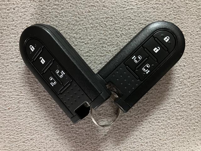 ムーヴキャンバスGメイクアップリミテッド SAIII 純正ナビ ドラレコ純正メモリーナビ・ナビ連動ドライブレコーダー(フロント)・全方位カメラ・両側電動スライドドア・LEDヘッドライト・LEDフォグランプ・衝突回避支援ブレーキ・誤発進抑制機能・1年間走行距離無制限保証(大阪府)の中古車