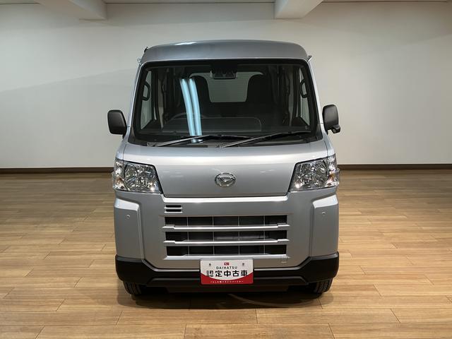 ハイゼットカーゴDX 4WD スマートアシスト キーレス リヤヒーターダクト届出済未使用車・4WD・前席パワーウインドウ・フロントシェルフ・キーレスエントリー・オートライト・リヤヒーターダクト・両側スライドドア・コーナーセンサー・衝突回避支援ブレーキ・誤発進抑制機能(大阪府)の中古車