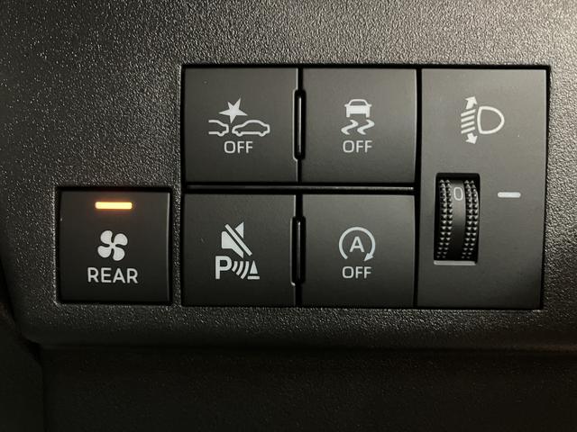 ハイゼットカーゴDX 4WD スマートアシスト キーレス リヤヒーターダクト届出済未使用車・4WD・前席パワーウインドウ・フロントシェルフ・キーレスエントリー・オートライト・リヤヒーターダクト・両側スライドドア・コーナーセンサー・衝突回避支援ブレーキ・誤発進抑制機能(大阪府)の中古車