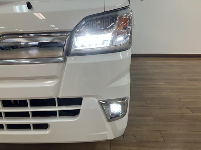 ハイゼットトラックエクストラSAIIIt 5速MT LEDヘッドランプ アルミ5速MT車・CDチューナー・LEDヘッドライト・LEDフォグランプ・パワーウインドウ・純正オプション12インチアルミホイール・荷台作業灯・工具箱・キー照明・メッキグリル・衝突回避支援ブレーキ(大阪府)の中古車