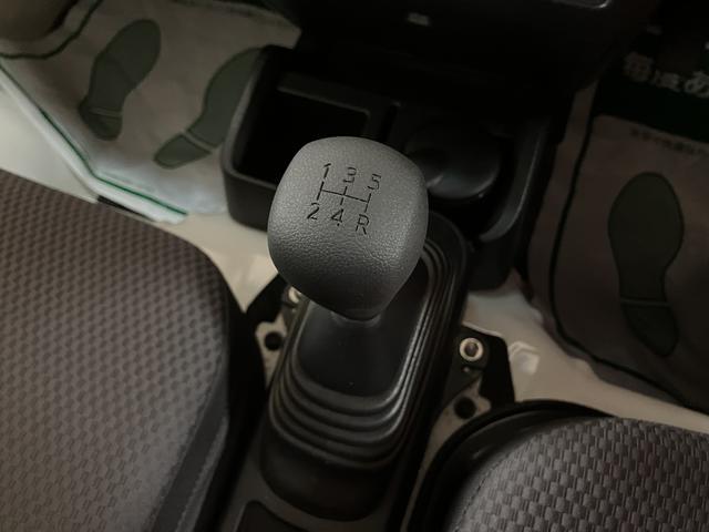 ハイゼットトラックエクストラSAIIIt 5速MT LEDヘッドランプ アルミ5速MT車・CDチューナー・LEDヘッドライト・LEDフォグランプ・パワーウインドウ・純正オプション12インチアルミホイール・荷台作業灯・工具箱・キー照明・メッキグリル・衝突回避支援ブレーキ(大阪府)の中古車