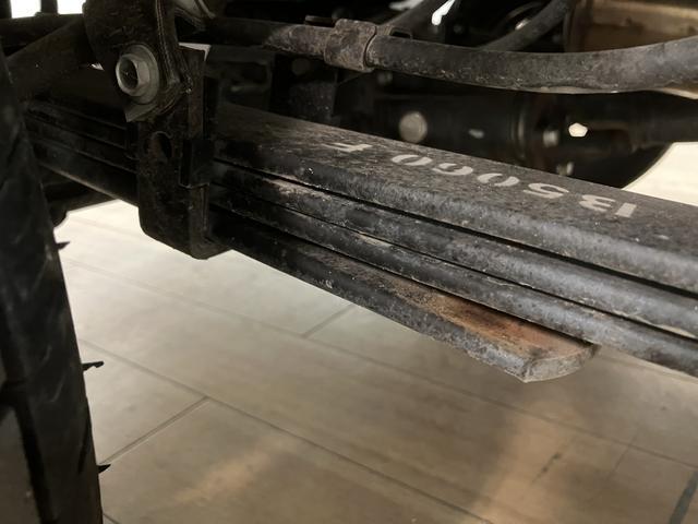 ハイゼットトラックエクストラSAIIIt 5速MT LEDヘッドランプ アルミ5速MT車・CDチューナー・LEDヘッドライト・LEDフォグランプ・パワーウインドウ・純正オプション12インチアルミホイール・荷台作業灯・工具箱・キー照明・メッキグリル・衝突回避支援ブレーキ(大阪府)の中古車