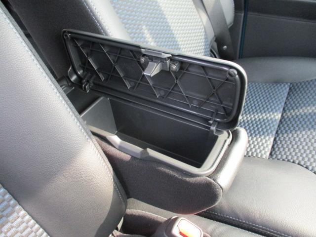 タントカスタムＲＳ　ターボ車　両側パワースライドドア　バックカメラターボエンジン・バックカメラ・両側電動スライドドア・電動パーキング・シートヒーター・ＬＥＤヘッドランプ・ＬＥＤフォグランプ・衝突回避支援ブレーキ・誤発進抑制機能・１年間走行距離無制限保証（大阪府）の中古車