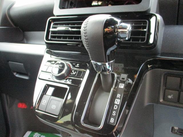 タントカスタムＲＳリミテッド　メッキグリル　バックドアガーニッシュ純正オプションパーツ装着車　バックカメラ　ＬＥＤヘッドランプ　両側パワースライドドア（大阪府）の中古車