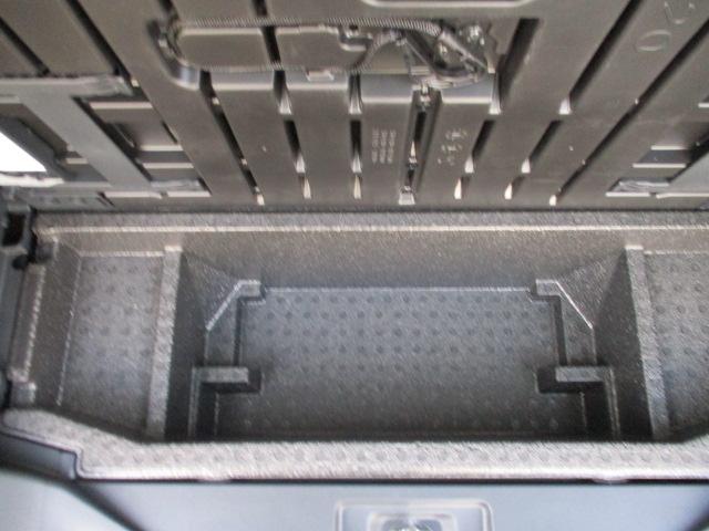 タントカスタムＲＳリミテッド　メッキグリル　バックドアガーニッシュ純正オプションパーツ装着車　バックカメラ　ＬＥＤヘッドランプ　両側パワースライドドア（大阪府）の中古車