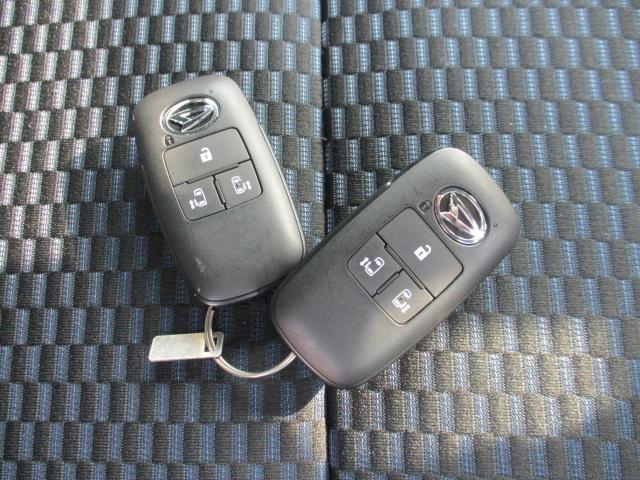 タントカスタムＲＳリミテッド　メッキグリル　バックドアガーニッシュ純正オプションパーツ装着車　バックカメラ　ＬＥＤヘッドランプ　両側パワースライドドア（大阪府）の中古車