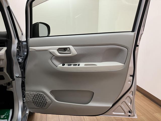 ムーヴＬ　ＳＡIII　純正ナビ　ＥＴＣ　キーレス　１年保証純正メモリーナビ・ＥＴＣ車載器・キーレスエントリー・マニュアルエアコン・オートハイビーム・電動格納ミラー・衝突回避支援ブレーキ・誤発進抑制機能・１年間走行距離無制限保証・車検整備付（大阪府）の中古車