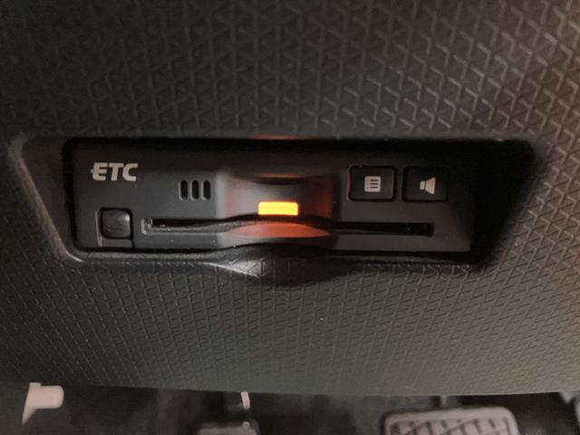 タントカスタムＲＳスタイルセレクション　９インチナビ　前後ドラレコ純正９インチナビ・バックカメラ・ナビ連動前後ドラレコ・各部メッキパーツ・クルーズコントロール・ＥＴＣ・純正シートカバー・シートヒーター・両側電動スライドドア・衝突回避支援ブレーキ・誤発進抑制機能（大阪府）の中古車