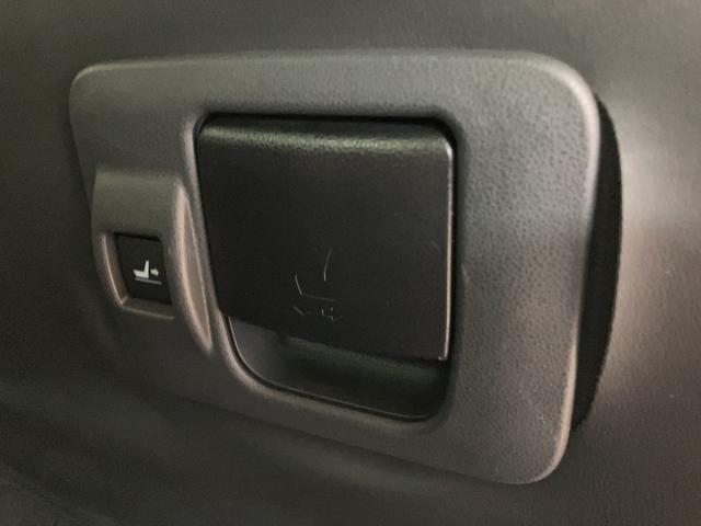 タントカスタムＲＳスタイルセレクション　９インチナビ　前後ドラレコ純正９インチナビ・バックカメラ・ナビ連動前後ドラレコ・各部メッキパーツ・クルーズコントロール・ＥＴＣ・純正シートカバー・シートヒーター・両側電動スライドドア・衝突回避支援ブレーキ・誤発進抑制機能（大阪府）の中古車