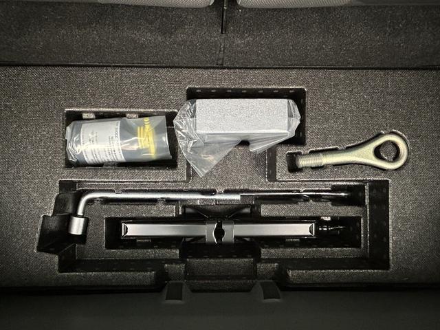 タフトＧターボ　クロムベンチャー　純正メモリーナビ　バックカメラターボエンジン・純正メモリーナビ・ナビ連動前後ドライブレコーダー・バックカメラ・ＥＴＣ・クルーズコントロール・シートヒーター・電動パーキング・衝突回避支援ブレーキ・誤発進抑制機能・車検整備付（大阪府）の中古車