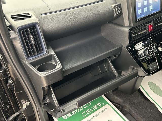 タントカスタムＸ　純正メモリーナビ　バックカメラ　シートヒーター純正メモリーナビ・バックカメラ・両側電動スライドドア・シートヒーター・電動パーキング・ＬＥＤヘッドライト・ＬＥＤフォグランプ・衝突回避支援ブレーキ・誤発進抑制機能・１年間走行距離無制限保証・車検整備付（大阪府）の中古車