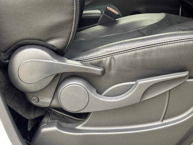 タントカスタムＸ　純正メモリーナビ　ナビ連動前後ドラレコ　ＥＴＣバックカメラ　運転席ロングスライドシート　シートヒーター（大阪府）の中古車