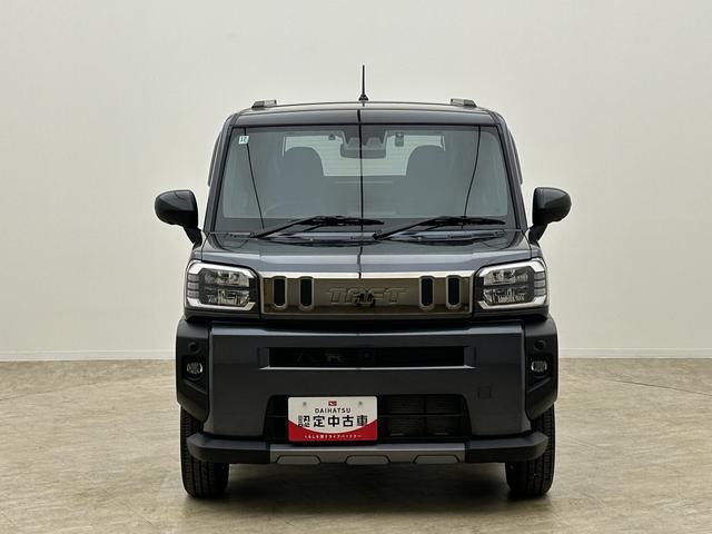 タフトGターボ ダーククロムベンチャー 4WD 10インチ純正ナビ4WD・ターボエンジン・10インチ純正メモリーナビ・全方位カメラ・ナビ連動前後ドライブレコーダー・ETC・電動パーキング・シートヒーター・衝突回避支援ブレーキ・誤発進抑制機能・1年間走行距離無制限保証(大阪府)の中古車