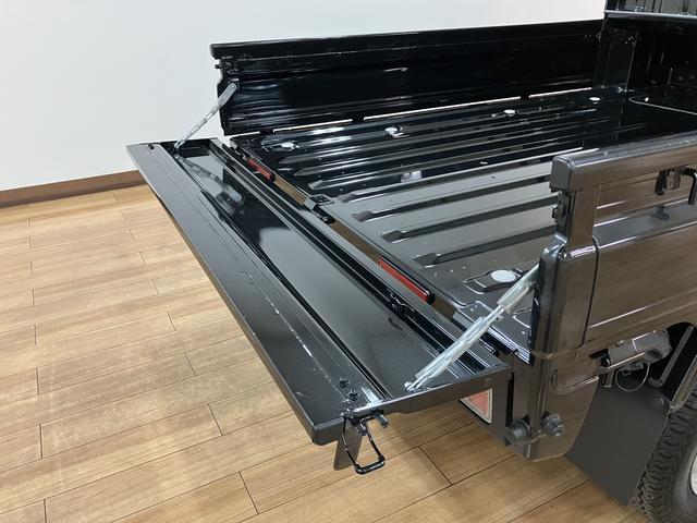 ハイゼットトラックジャンボエクストラ 4WD 5MT車 純正ナビ バックカメラ純正ナビゲーション・バックカメラ・ETC車載器・スマートインナーミラー・エンジンプッシュスタート・LEDヘッドライト・LEDフォグランプ・衝突回避支援ブレーキ・発進抑制機能・車検整備付(大阪府)の中古車