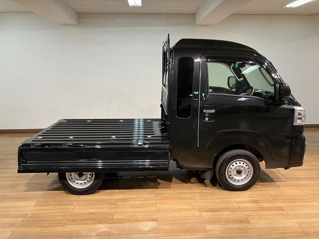 ハイゼットトラックジャンボエクストラ 4WD 5MT車 純正ナビ バックカメラ純正ナビゲーション・バックカメラ・ETC車載器・スマートインナーミラー・エンジンプッシュスタート・LEDヘッドライト・LEDフォグランプ・衝突回避支援ブレーキ・発進抑制機能・車検整備付(大阪府)の中古車