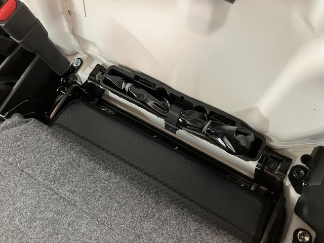 ハイゼットトラックスタンダード　届出済未使用車　ＡＭ／ＦＭラジオ届出済未使用車・ＡＭ／ＦＭラジオ・コーナーセンサー・パワーステアリング・無段階変速機（ＣＶＴ）・まごころ保証（１２カ月／走行距離無制限）・衝突回避支援ブレーキ・誤発進抑制機能・点検整備付（大阪府）の中古車