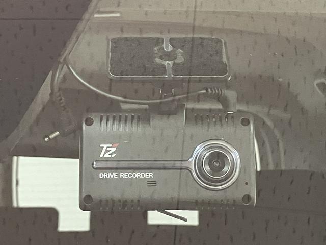 ルーミーカスタムＧ−Ｔ　大型ナビ　バックカメラ　両側スライドドアターボエンジン・ナビゲーション・バックカメラ・両側電動スライドドア・電動パーキングブレーキ・アダプティブクルーズコントロール・シートヒーター・コーナーセンサー・衝突回避支援ブレーキ・誤発進抑制機能（大阪府）の中古車