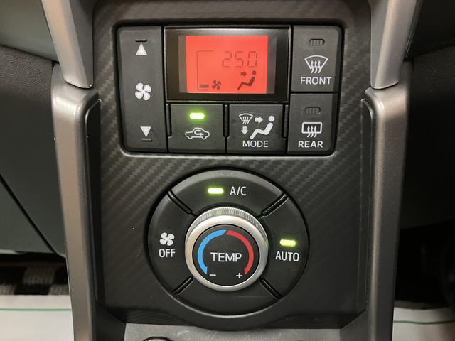 コペンセロ　弊社元試乗車　ＬＥＤヘッドライト　シートヒーター弊社元試乗車・ターボエンジン・オーディオレス仕様・シートヒーター・ＬＥＤヘッドライト・ＬＥＤフォグランプ・キーフリーシステム・バックソナー・純正１６インチアルミホイール・１年間走行距離無制限保証（大阪府）の中古車