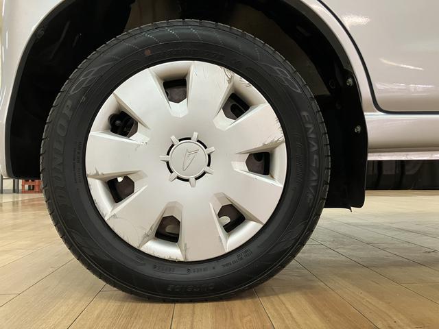 ハイゼットカーゴスローパーリヤシートレス+折り畳み補助シート ドラレコ福祉車両(スロープタイプ・リヤシートレス・折り畳み補助シート)・社外ドライブレコーダー(前)・AM/FMラジオ・前席パワーウィンドウ・キーレスエントリー・両側スライドドア・1年間走行距離無制限保証(大阪府)の中古車