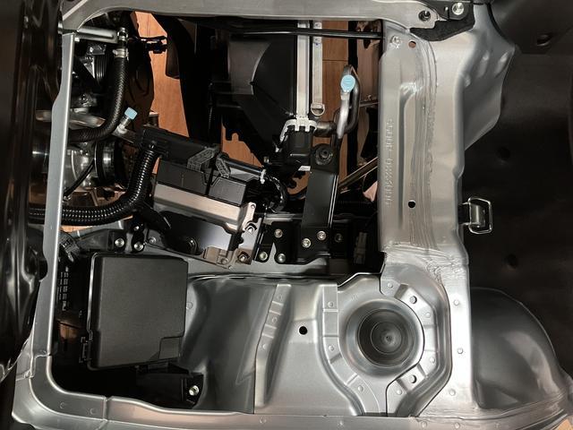 ハイゼットトラックジャンボエクストラ 電格ミラー キーフリー 届出済未使用車届出済未使用車・オーディオレス仕様・パワーウインドウ・キーフリーシステム・コーナーセンサー・荷台作業灯・フロントシェルフ・LEDヘッドライト・LEDフォグランプ・衝突回避支援ブレーキ・誤発進抑制機能(大阪府)の中古車