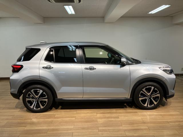 ロッキーＧ　４ＷＤ　純正メモリーナビ　パノラマモニター　ＥＴＣ純正メモリーナビゲーション・全方位カメラ・ＥＴＣ車載器・アダプティブクルーズコントロール・シートヒーター・コーナーポール・リヤフォグランプ・コーナーセンサー・衝突回避支援ブレーキ・誤発進抑制機能（大阪府）の中古車